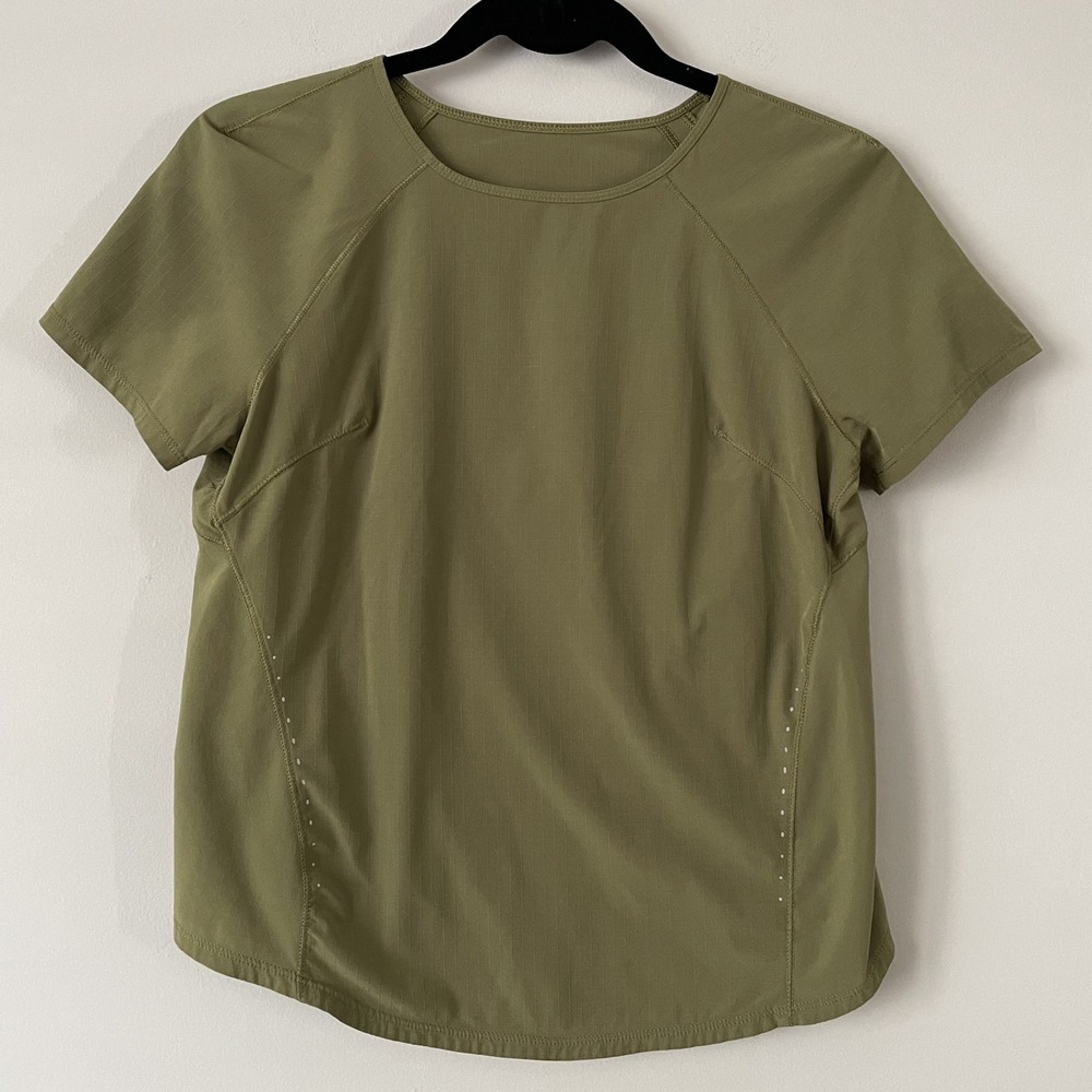 Lululemon Lightweight Stretch Olive Green Shirt - Women's. Size 4